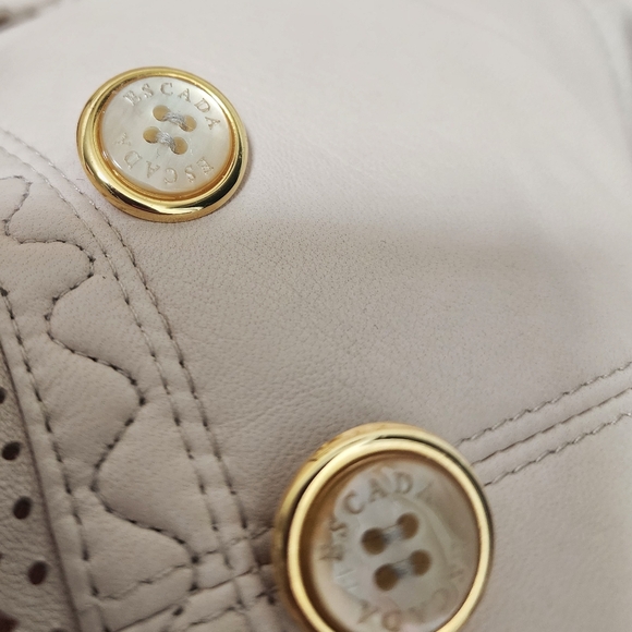 Escada Leather Scallop Edge Tan Blazer, 38 - Picture 5 of 10